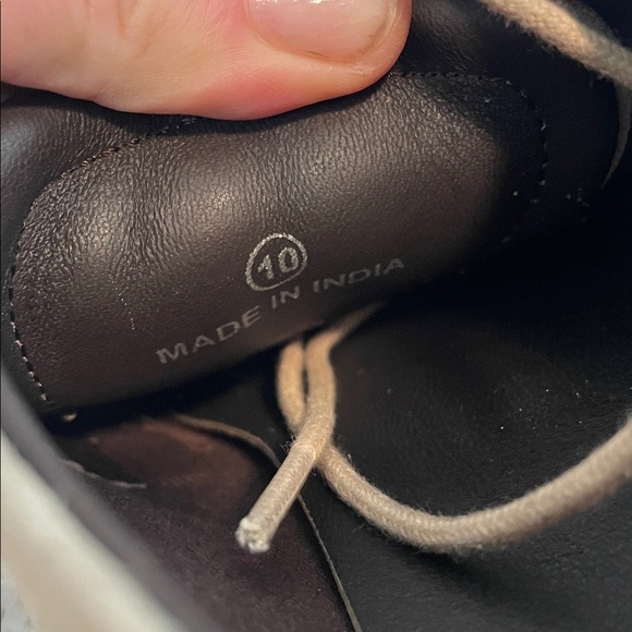 Thomas and Vine Men’s Size 10 Stone Beige Color Suede Perforated Oxford Shoes - Picture 10 of 10